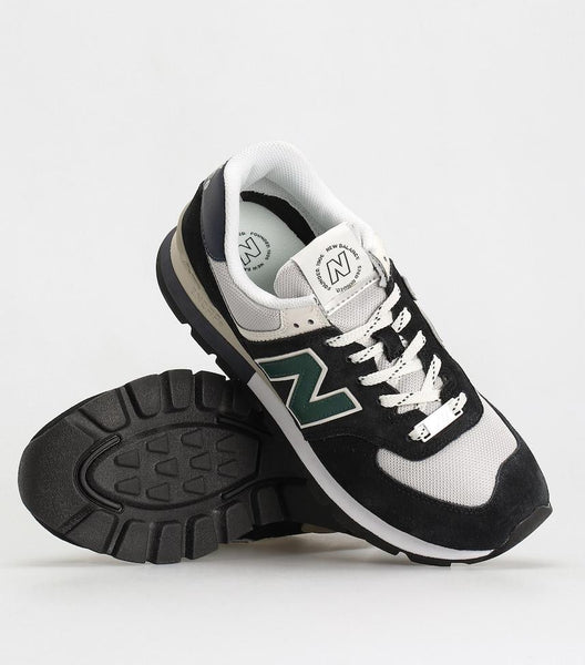 New Balance ML574DVB Sneakers Uomo - NAVY GREEN