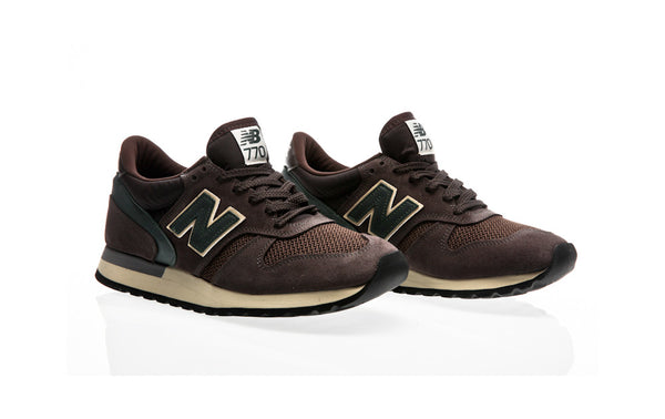 NEW BALANCE M770AET Sneakers Made In England Dark Brown Olive Green